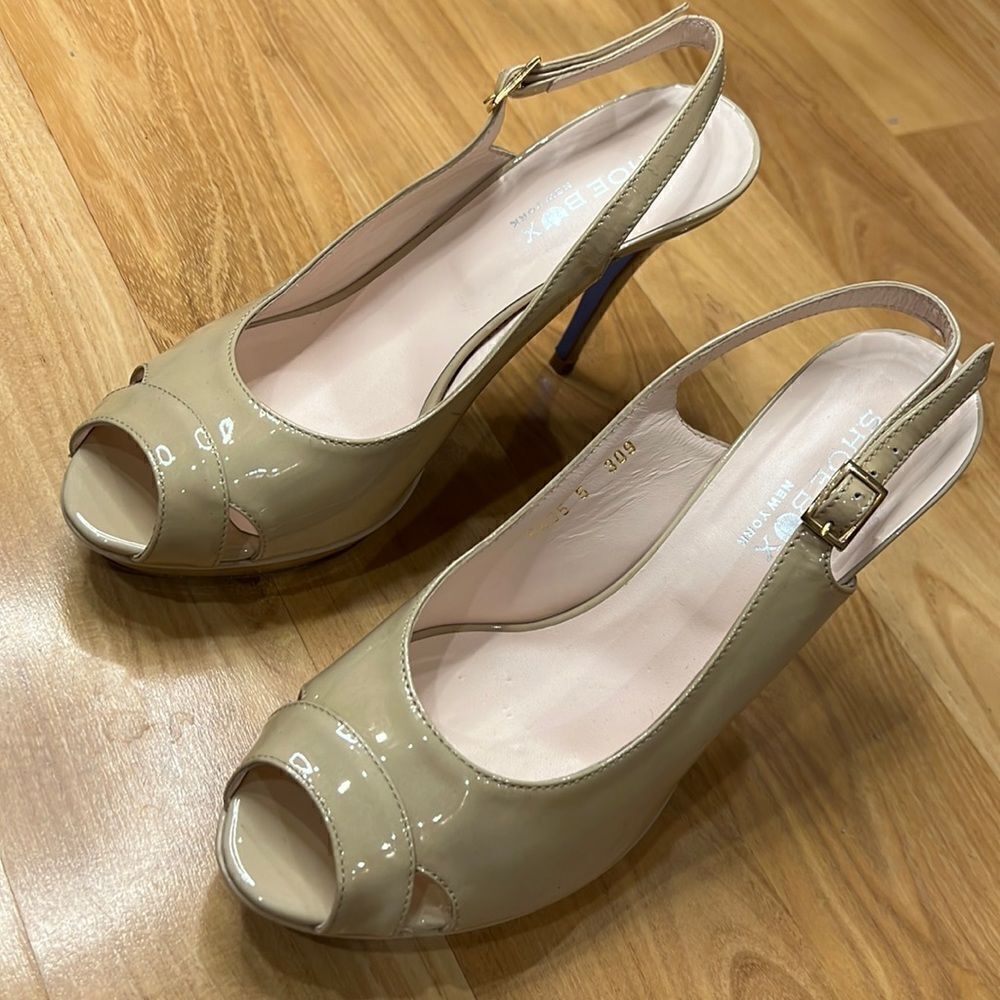 Nude Patent Leather Peeptoe Heels Womens 7.5